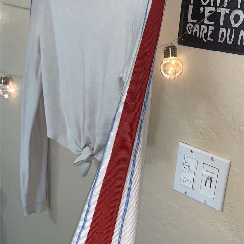 shirt - Picture 2 of 2